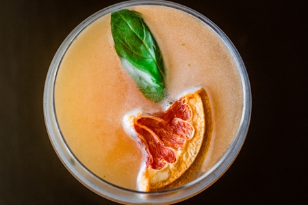 Grapefruit Basil-tini 