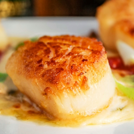 Seared Golden Sea Scallops at Cuvee 30A